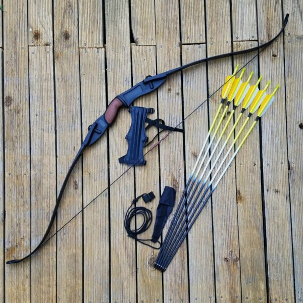 Complete Batch Family bow set with everything included to start the fun of archery